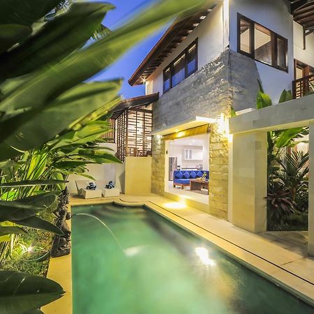 Villa Cosmo, Seminyak Kültér fotó